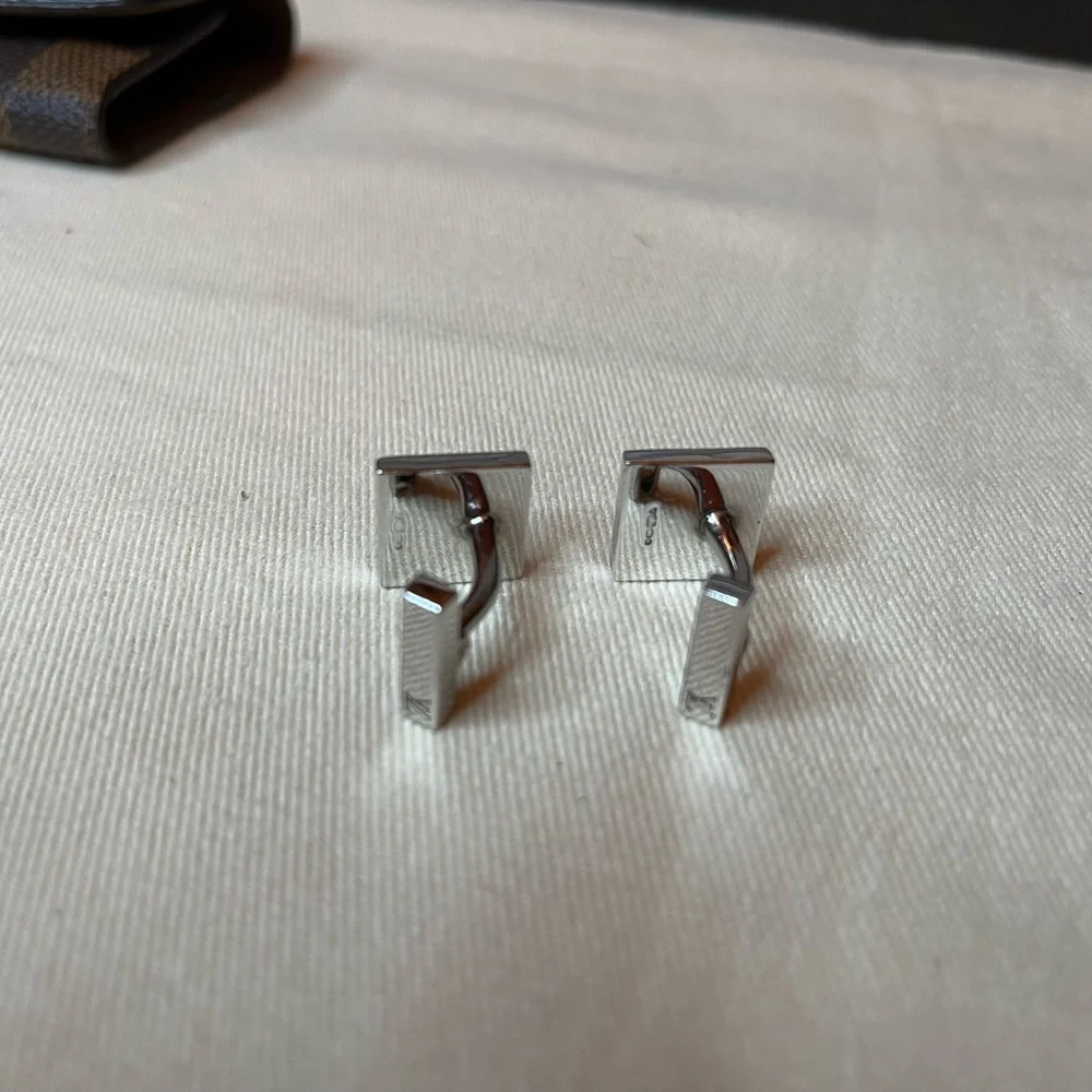 Louis Vuitton Sterling "Damier" Guilloche Enamel Cufflinks with case - Picture 12 of 12